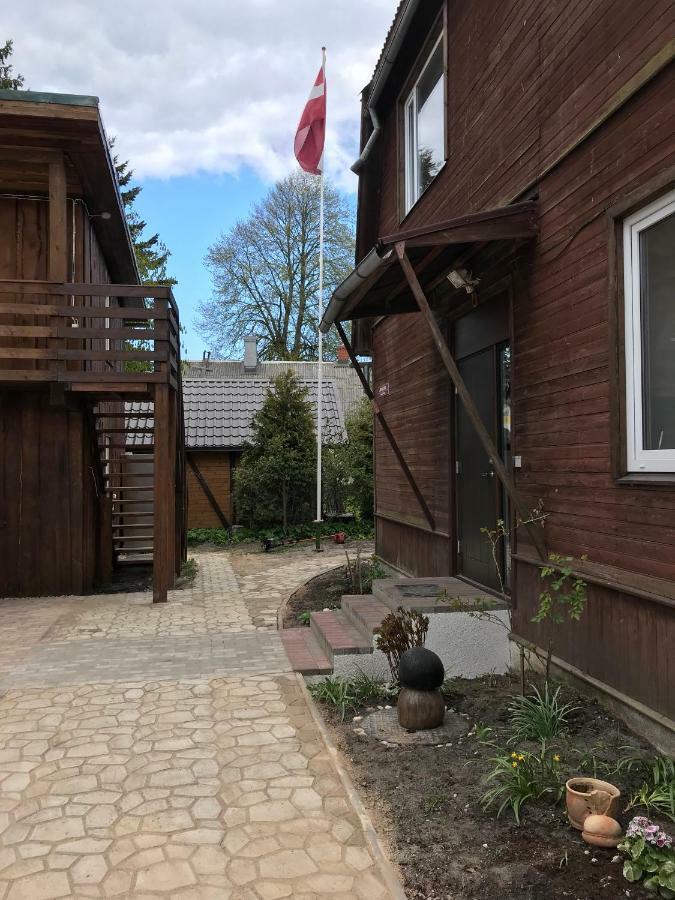 Viesu Maja Arnicani Рагациемс Екстериор снимка
